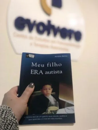 Conheça a história da Anita e do Nicolas no livro Meu filho ERA autista