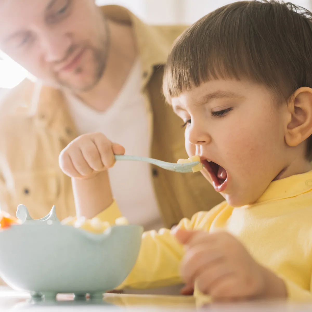 Mitos sobre a alimentação que podem influenciar como lidamos com as dificuldades alimentares das crianças